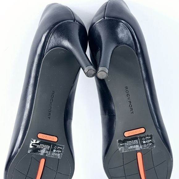 New! Rockport Total Motion Plain Pump Pointed Toe Heel in Smooth Black Leather - Picture 11 of 16